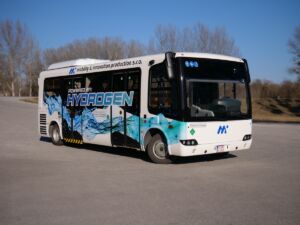 Loop-Mobility-Innovation-bus